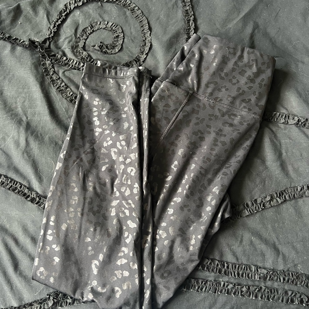 Black Leopard Print Women's Leggings